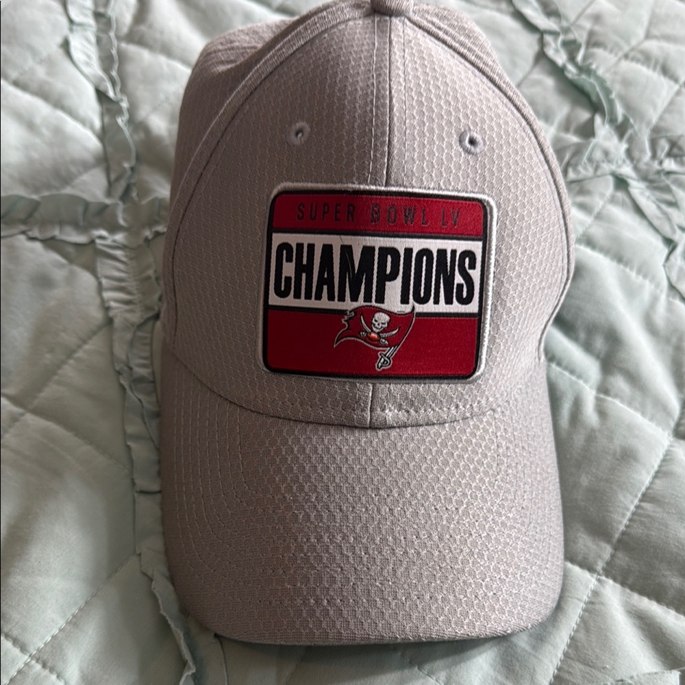 New Era Tampa Bay Buccaneers Super Bowl LV Champions Parade 9Forty Hat